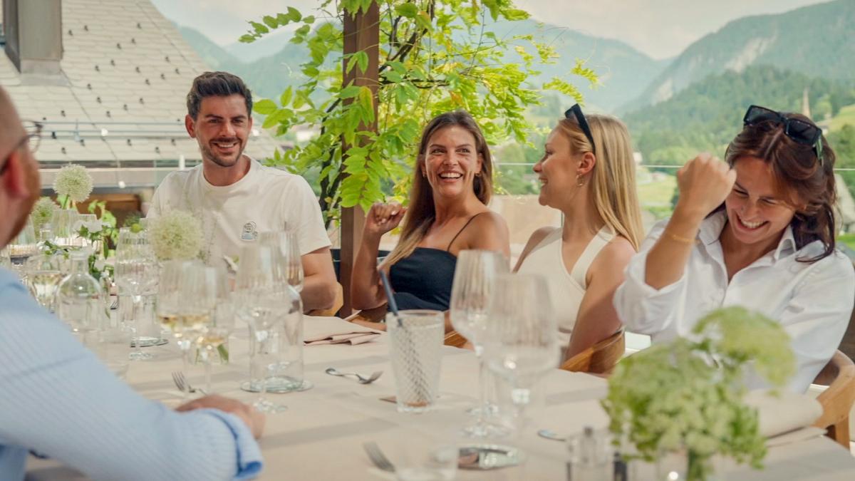 Makers 'Blind Getrouwd' trekken aan alarmbel: Ze hebben dringende boodschap voor de kijkers