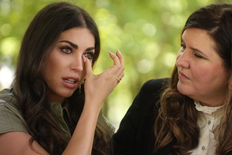Exclusief op Netflix: Yolanthe Cabau over moeder zijn, trauma’s en haar nieuwe leven in LA